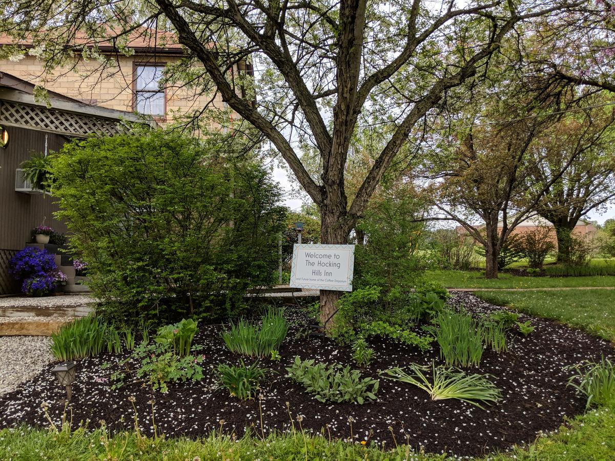 Hocking Hills Inn Logan Exterior foto